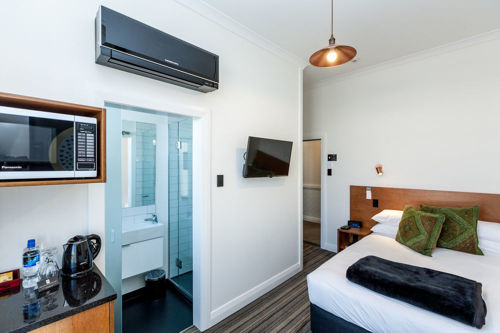 เดอะ สเตท โฮเต็ล Hotel นิวพลีมัธ ภายนอก รูปภาพ